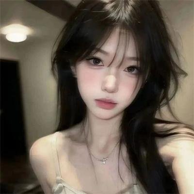 清秀俏佳人海报